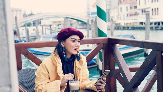 Seperti apa rahasia diet Thalita Latief? Ia mengaku kuncinya adalah disiplin menerapkan gaya hidup sehat. Diet itu bukan sekedar diet sesaat lalu sudah,Foto: Instagram Thalita Latief