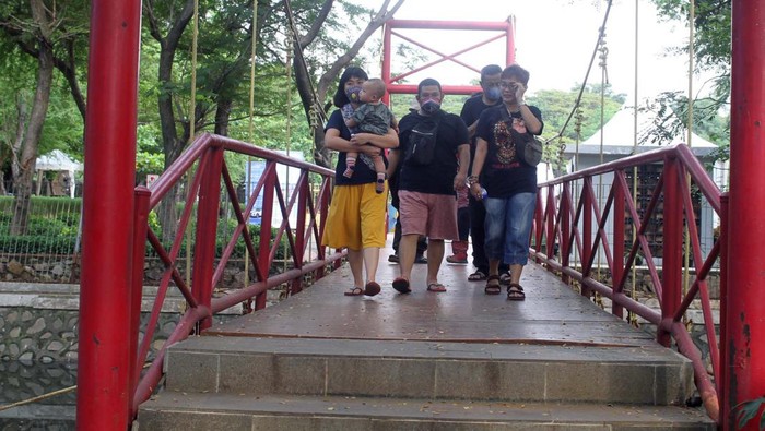 Utan Kemayoran, Destinasi Wisata Hijau di Jakarta Peringatan HUT PPK Kemayoran digelar di Utan Kemayoran, Jakarta, Sabtu (18/6). PPK Kemayoran berharap Utan Kemayoran dioptimalkan sebagai destinasi wisata hijau di Jakarta.