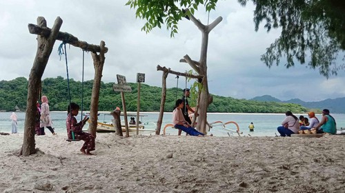 Aktivitas di Gili Nanggu Sekotong Tengah