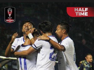 Gol Tendangan Bebas Gian Zola Bawa Arema FC Ungguli Persikabo 0-1