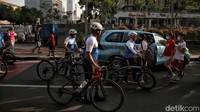 Sebagai informasi, dikutip dari laman Instagram Sarinah, jam operasional tempat tersebut dimulai pukul 10.00-21.00 WIB. Sedangkan untuk tenant makanan dan minuman Sarinah mulai buka pukul 07.00 WIB.