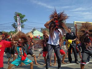 600 Anak SD di Ponorogo Menari Bujang Ganong Massal