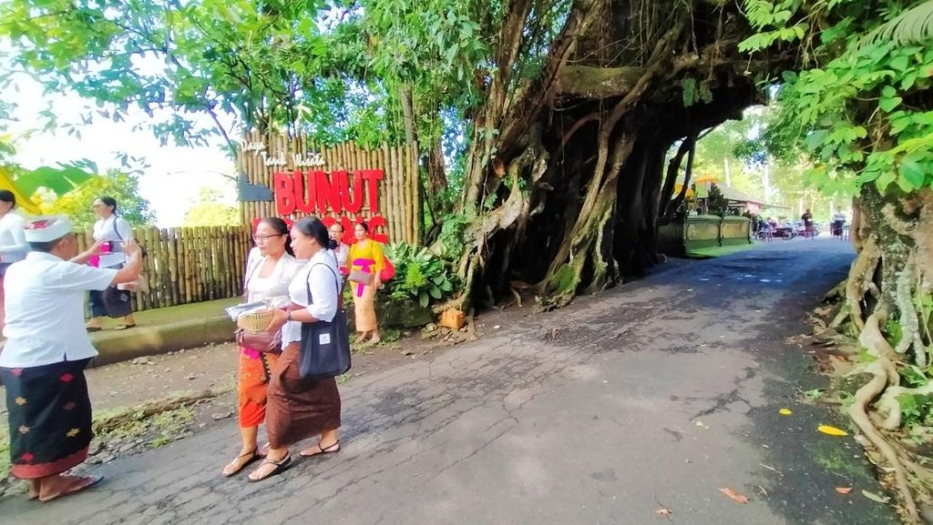 Mengunjungi Bunut Bolong, Objek Wisata Bersejarah-Mistis di Jembrana