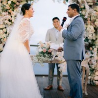 Charlotte menikah dengan pria keturunan India bernama Dido Servia. Foto: Instagram/@charlottextie