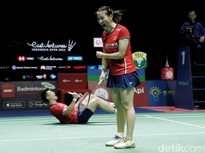 Ekspresi Kemenangan Ganda Campuran China Juarai Indonesia Open 2022