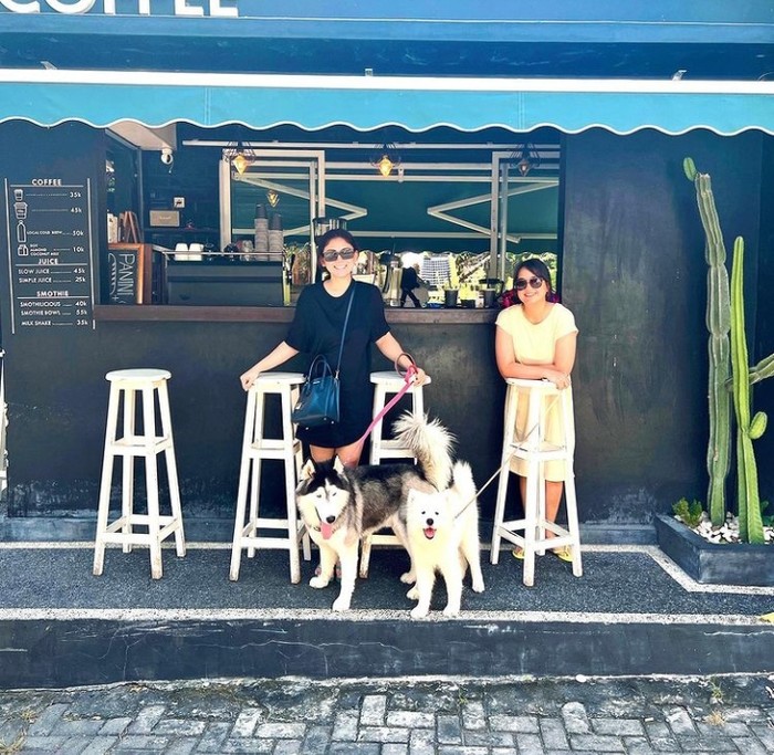 Galeri Thlita Latief Thalita Latief Turun BB 26 Kg, Ini Gaya Kerennya Saat Hangout dan Ngopi
