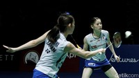 Nami Matsuyama/Chiharu Shida memulai gim pertama dengan baik. Kedua kontestan main dengan berhati-hati dan meminimalisir kesalahan.