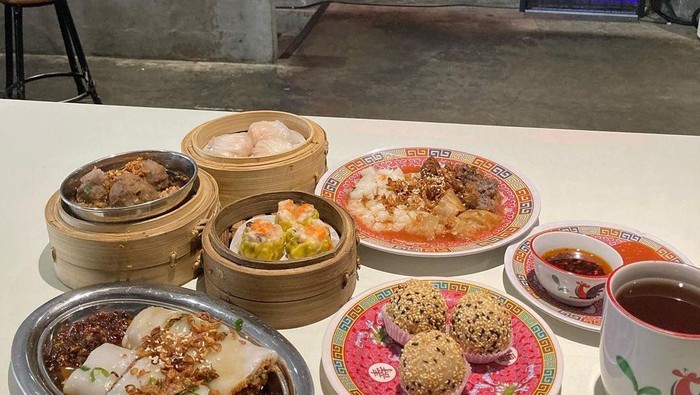 Kuliner dekat halte TransJakarta CSW yang enak.