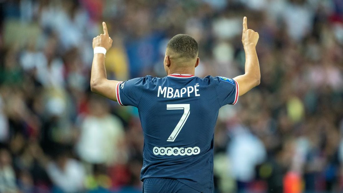 Bomber PSG Kylian Mbappe memutuskan menolak bergabung Real Madrid. Alasannya disebut berkaitan dengan politik. (Foto: Corbis via Getty Images/Tim Clayton - Corbis)
