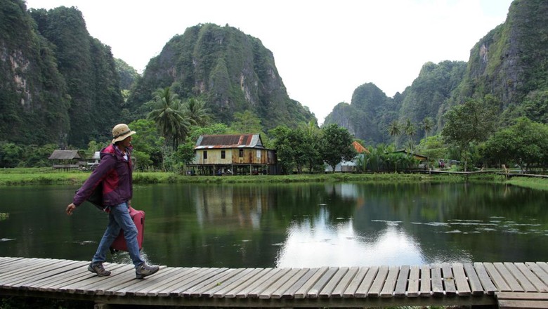 Pesona Geopark Maros-Pangkep yang Siap Jadi Warisan Dunia UNESCO Indonesia kaya akan keindahan alam yang mempesona. Hal itu terlihat di Geopark Maros-Pangkep yang siap jadi bagian dari warisan dunia atau UNESCO Global Geopark