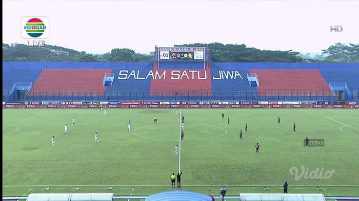 PSM Vs Persik.