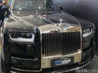 Intip Spesifikasi Rolls-Royce Phantom Rp 20 Miliar Kado untuk Nagita