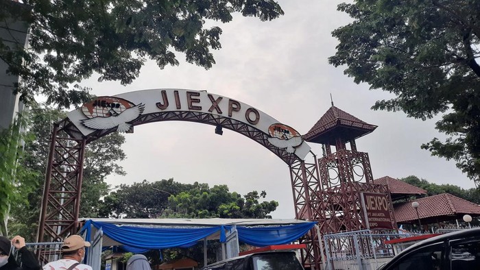 Rute Transjakarta ke PRJ