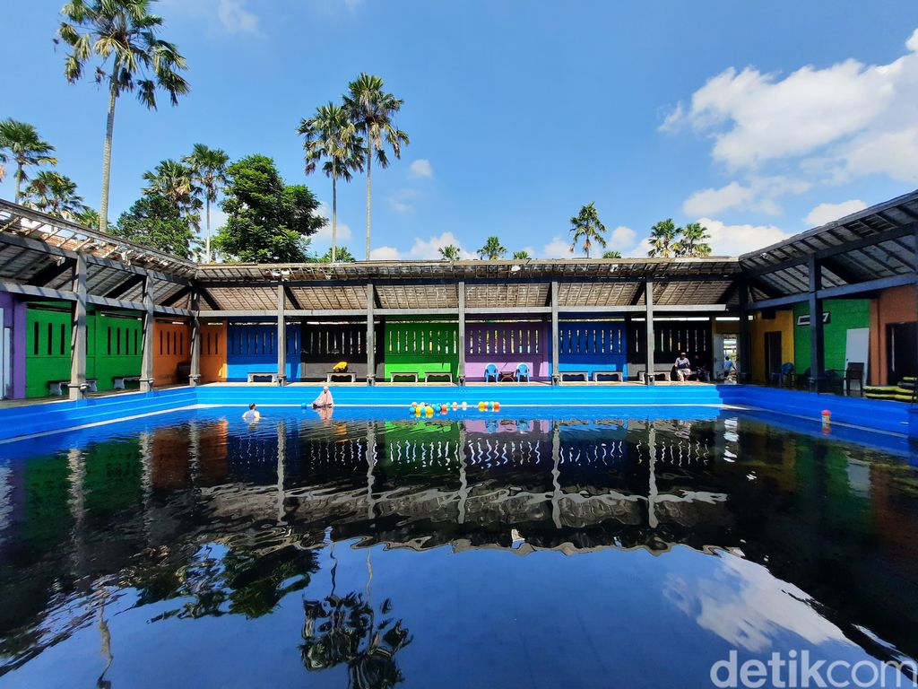 Taman Wisata Air Wendit di Malang