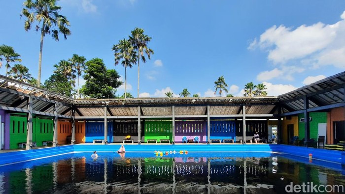 Taman Wisata Air Wendit di Malang