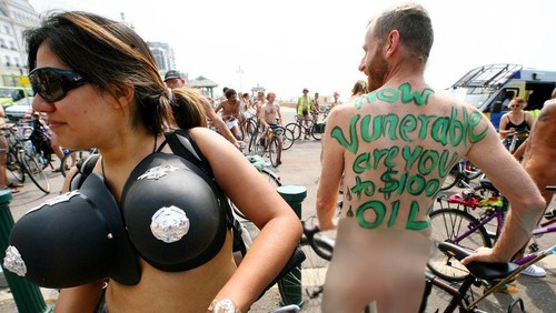 World Naked Bike Ride di Brighton