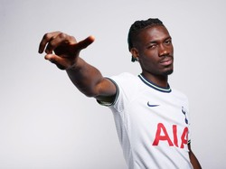 Musim panas ini, Brighton jual Yves Bissouma ke Spurs seharga 35 juta Pounds atau setara Rp 629 miliar. Dulu tahun 2018, Bissouma dibeli Brighton dari Lille seharga 16 juta Pounds (Tottenham Hotspur FC via Getty Images)