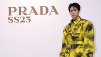 Sementara Win Metawin hadir mewakili Thailand. Foto: Getty Images for Prada/Jacopo M. Raule