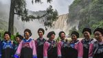 Seram... Seperti Ini Derasnya Air Terjun Favorit Warga China