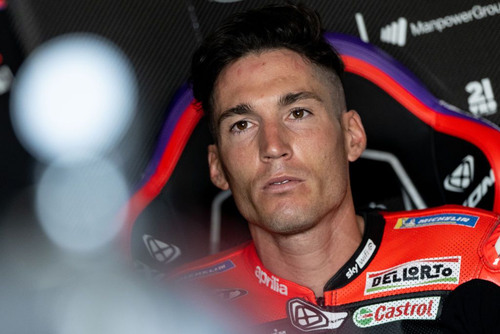 18 June 2022, Saxony, Hohenstein-Ernstthal: Motorsport/Motorcycle, German Grand Prix, fourth free practice MotoGP, at the Sachsenring. Aleix Espargaro from Spain of the Aprilia Racing Team is in the pits. Photo: Hendrik Schmidt/dpa (Photo by Hendrik Schmidt/picture alliance via Getty Images)