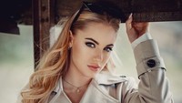 Meski Ana Maria Markovic juga sudah beberapa kali jadi model sebagai selingan. Foto: (Instagram/anamxrkovic)