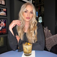 Setelah itu, banyak orang mengirimiku pesan berpura-pura jadi manajer dan aku tahu benar apa yang mereka inginkan dariku. Mereka tidak pernah melihatku main bola dan hanya melihatku dari luar. Aku merasa itu sangat disayangkan, tutur Ana.Foto: Instagram @ anamxrkovic