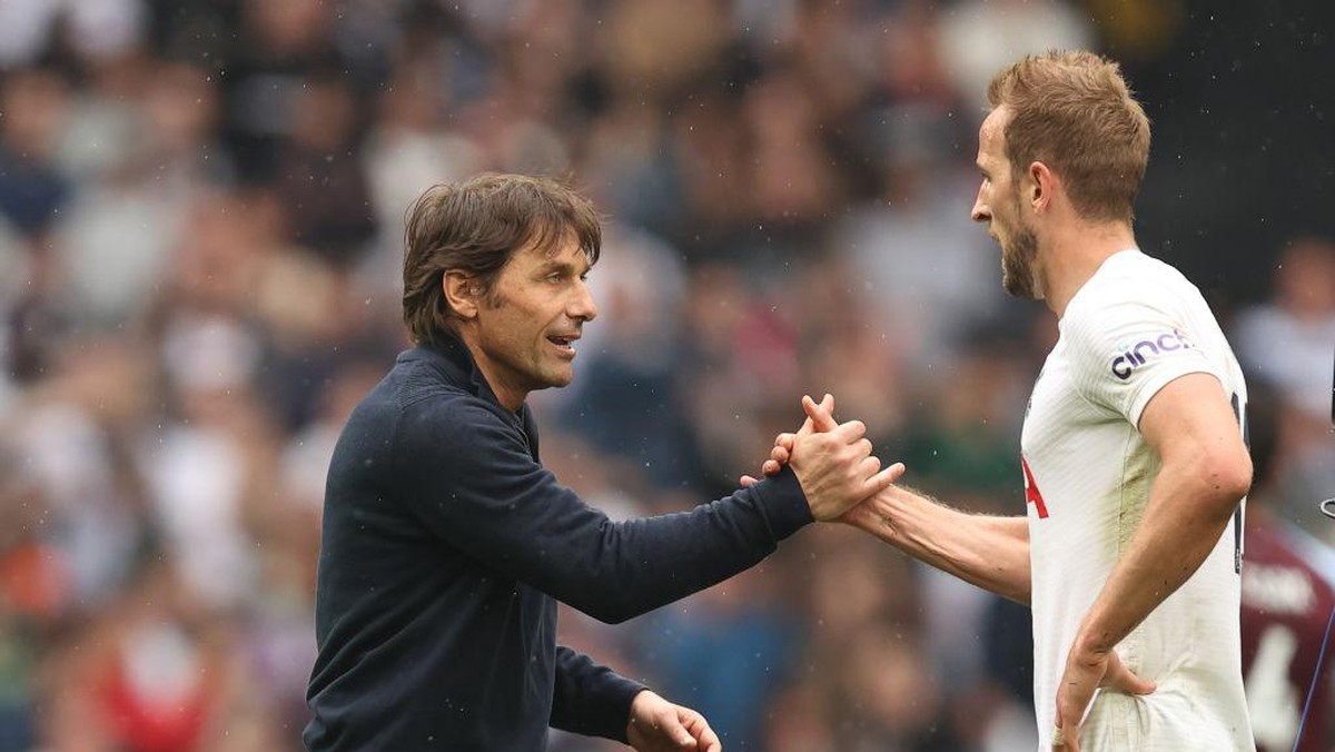 Harry Kane lebih fit dilatih Antonio Conte. (Foto: Getty Images/James Williamson - AMA)