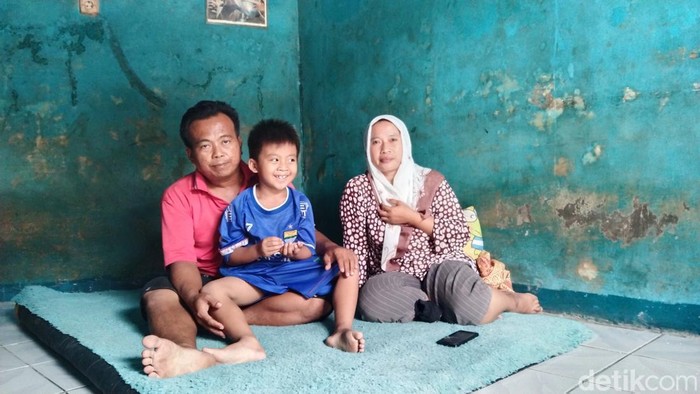Bocah disunat jin di Majalengka.
