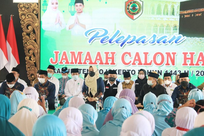 Bupati Mojokerto Imbau 769 Calon Jemaah Haji Waspadai Omicron-Dehidrasi
