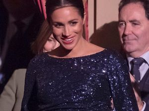 5 Momen Meghan Markle Kembaran dengan Putri Diana, Curi Gaya Ibu Mertua