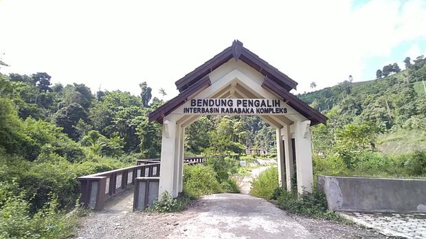 Dam Pengalih Bendungan Mila di Desa Saneo, Kabupaten Dompu, Nusa Tenggara Barat (NTB). 1
