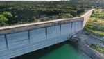 Foto Udara Danau di Texas yang Nyaris Kering Imbas Gelombang Panas