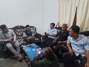 Pengakuan Kakek Digaji Uang Mainan Ternyata Kebohongan