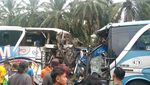 Penampakan 2 Bus yang Terlibat Kecelakaan Maut di Labusel