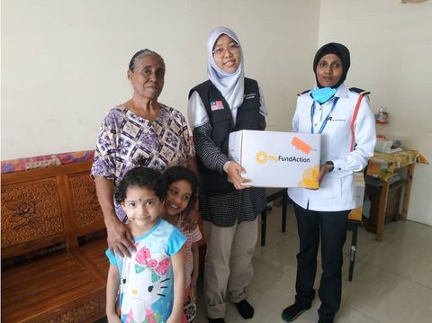 Kisah Nursarah, wanita asal India mantap jadi mualaf karena mendapatkan hidayah melalui mimpi memakai mukena.