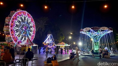 Keren! Lenggak-lenggok Gemerlap Cahaya di PRJ