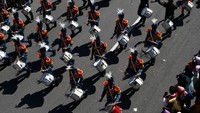 Kegiatan tersebut diikuti 16 grup drumband SD, SMP, SMA dan perguruan tinggi.