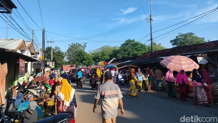 Pasar Bringkoning Sampang