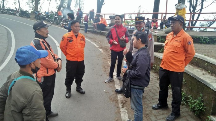 pencarian wisatawan asal malang hilang di bromo