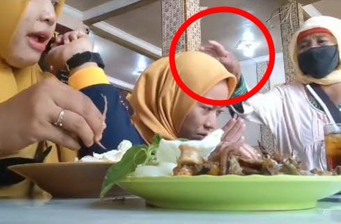 Pengemis di Probolinggo toyor kepala karena tak diberi uang