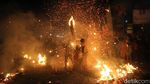 Potret Meriahnya Tradisi Perang Obor di Jepara