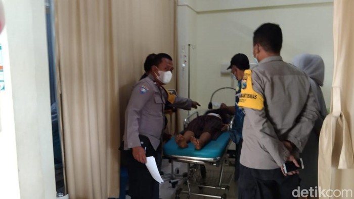Percobaan bunuh diri di Blitar