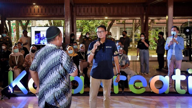 Sandiaga Uno Sandiaga Uno