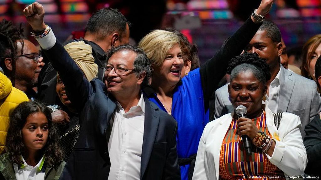 Siapa Gustavo Petro, Presiden Kiri Pertama di Kolombia?