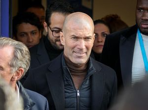 Skill Zidane Masih Dewa, Jatuh dari Kuda pun Penuh Gaya!