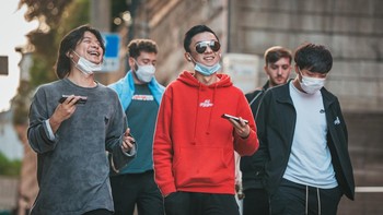 100 Thieves memiliki nilai USD 460 Juta atau sekitar Rp 6,8 triliun. Foto: (Twitter).