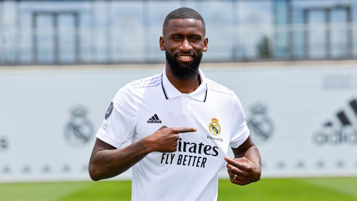 Antonio Ruediger jadi rekrutan anyar Real Madrid. (Foto: Real Madrid via Getty Images/Helios de la Rubia)