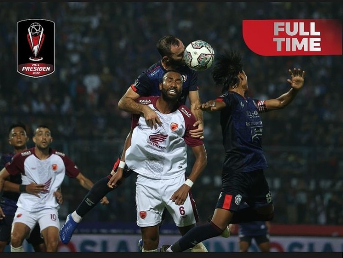 Arema FC tergabung dalam Grup D di Piala Presiden 2022. Di grup ini, Tim Singo Edan bersaing dengan PSM Makassar, Persik Kediri dan Persikabo 1973.