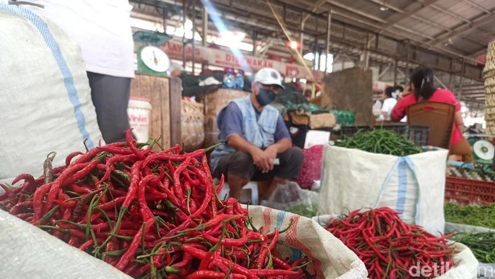 Cabai merah di Pasar MMTC Medan (Kartika/detikSumut)