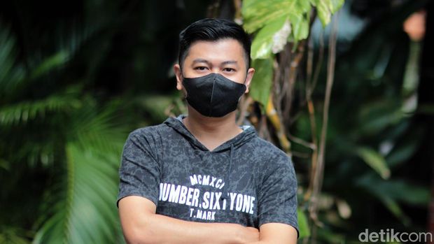 Diosetta, Penulis Buku Horor Gending Pencabut Nyawa yang diterbitkan oleh penerbit Gagasmedia.